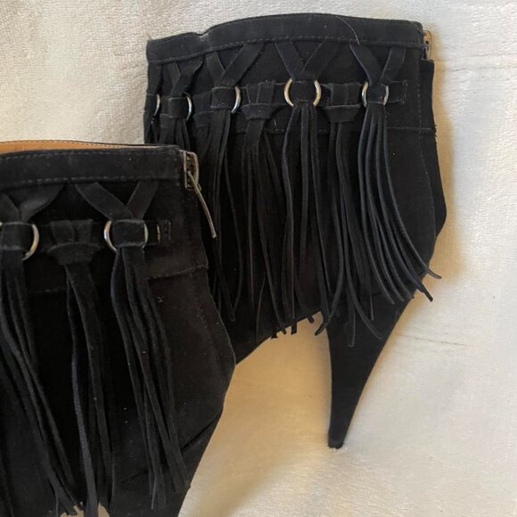 EUC Nine West Casandri Fringe Black Suede Leather Ankle Boot size 9 - Picture 5 of 8